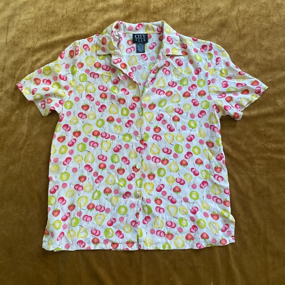 🍒 VINTAGE 90s FRUITS BUTTON DOWN COLLARED BLOUSE 🍒 - Picture 1 of 3